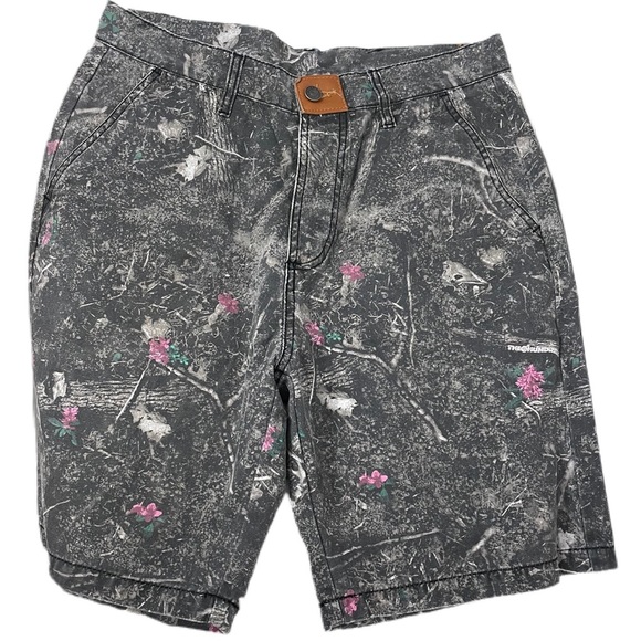 The Hundreds Size 32 slim 100% cotton Shorts with hunting camo & pink floral - Picture 1 of 6
